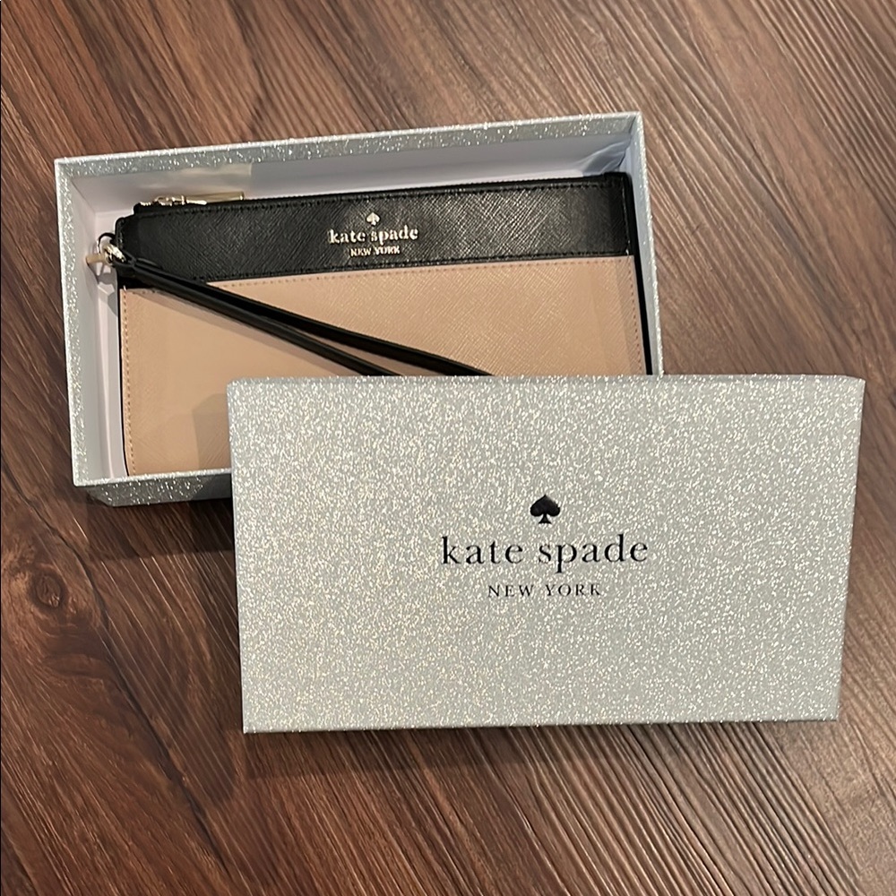 Kate Spade Black and Beige Wristlet